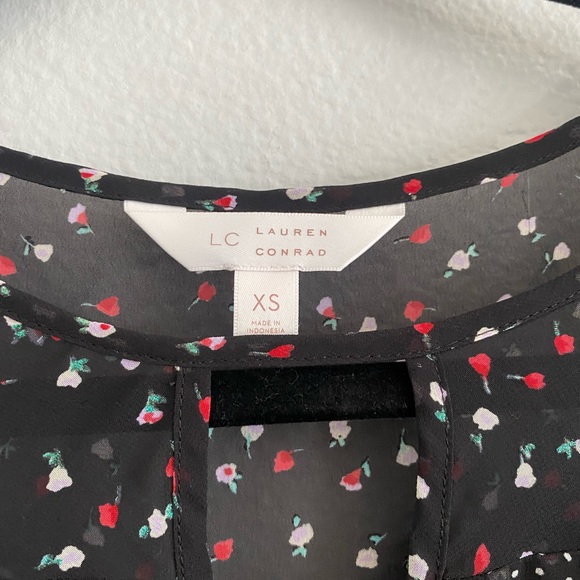 Lauren Conrad Floral and Polka Dot Print long Sleeve Blouse XS - Picture 3 of 7